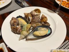 -广州万富希尔顿酒店·感趣自助餐厅·金秋蟹宴生蚝海鲜刺身烧烤