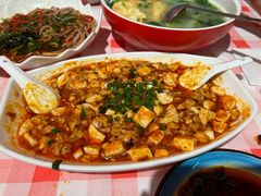-洪霞餐馆·川菜·鲜货现炒(两江春城店)