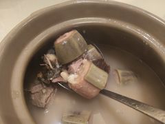 -沙龙酒家