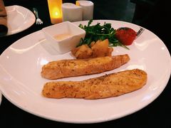 -Efes Turkish & Mediterranean Cuisine 艾菲斯餐厅(陆家嘴店)
