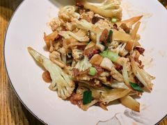 -爱碗亭·鲜炒湖南菜(壹城中心店)