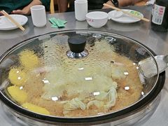 -屯老二农家铁锅炖·行业领军者(梅江店)