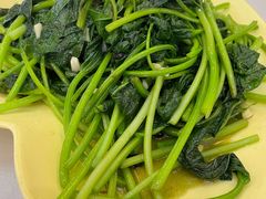 蒜蓉红薯叶-覃记海鲜美食餐厅