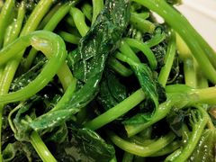 蒜蓉番薯叶-Asianplus海蓝鸡饭