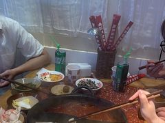 -赵美丽·重庆社区火锅·直营店(火车东站·中豪国际店)