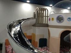 -龙格亲子游泳·水育早教运动中心(绿城店)