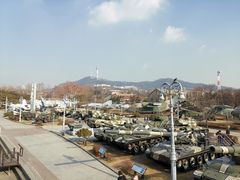 -韩国战争纪念馆