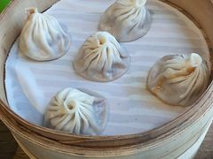 -新梅华·茶点餐厅(欧尚店)