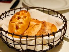 餐前包-Wolfgang’s Steakhouse 沃夫冈牛排馆(上海白玉兰广场店)