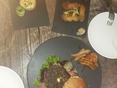 -HIGH FIVE哈福手工汉堡(桂林路店)