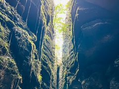 -梭布垭石林景区