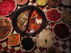 -赵美丽重庆火锅(西安直营总店)