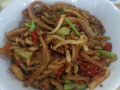 -笨罗卜浏阳菜馆(太平街店)