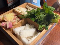 -花菇朵·云山雀 ll 野生菌火锅·精品云南菜(万柳店)