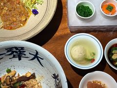 -李犟大爆鳝面·手工蟹黄包(湖滨西湖店)