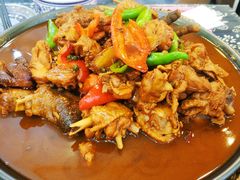 -八两八金·莱芜特色炒鸡(市南漳浦路店)