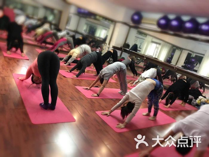 济宁瑜伽馆怎么选？从课程、师资到会员卡，一篇讲清楚