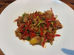 -新天明砂锅鱼头煲