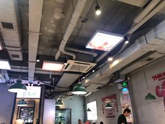 -佰人王串串香火锅(洋珠巷店)