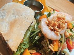 -HELLO 27 意面·沙拉·帕尼尼