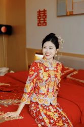 -Lady  Jane高端婚纱礼服馆