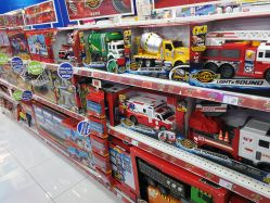 -TOYSRUS玩具反斗城(重庆来福士店)