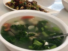 -覃记海鲜美食餐厅