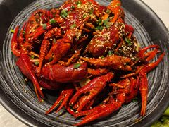 -肥肥虾庄·金牌油焖大虾(首义路店)
