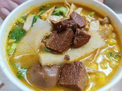 金玉满堂-好一家牛肉粉(山东路家乐福店)