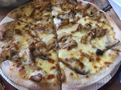 野生黑松露菌菇鸡肉比萨-必胜客(浦上万达店)