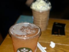 冰摇桃桃乌龙茶-星巴克臻选(宁波天一广场店)