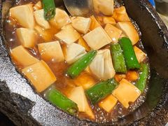 石锅沃豆腐-桂满陇-十里风荷(合生汇店)