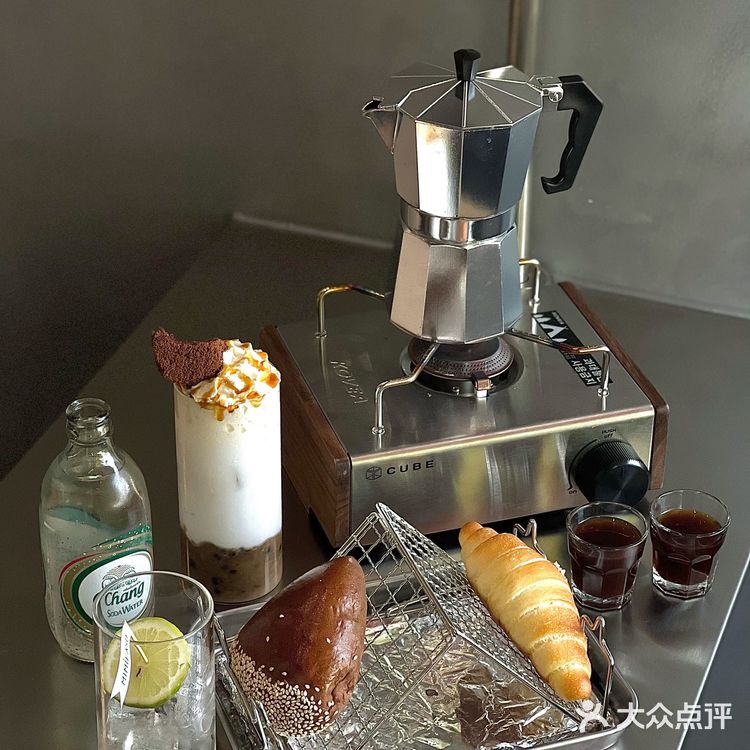 你不得不承认，工业风这还是mimifaso拿捏得最好