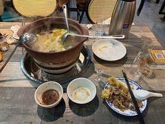 -东记炭炉·海鲜鸡煲(龙华店)