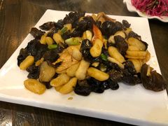 -鸿兴楼酒家(阜阳路店)