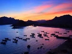 -那琴半岛地质海洋公园