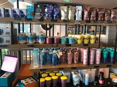 零售区-星巴克(浦东机场T2到达店)