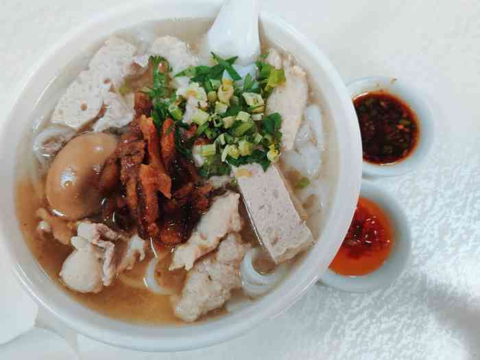 洪阳粿汁(珠姨店)-"[薄荷]环境:隐藏在菜市场里面的一家汤.