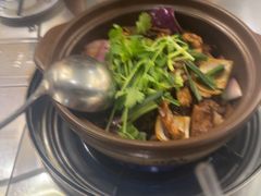 -胡须佬鸡煲四季火锅店(石厦西村直营店)