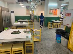大堂-石灰市老火锅(北滨路店)