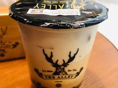 黑糖鹿丸鲜奶-THE ALLEY 鹿角巷(华润万象城店)