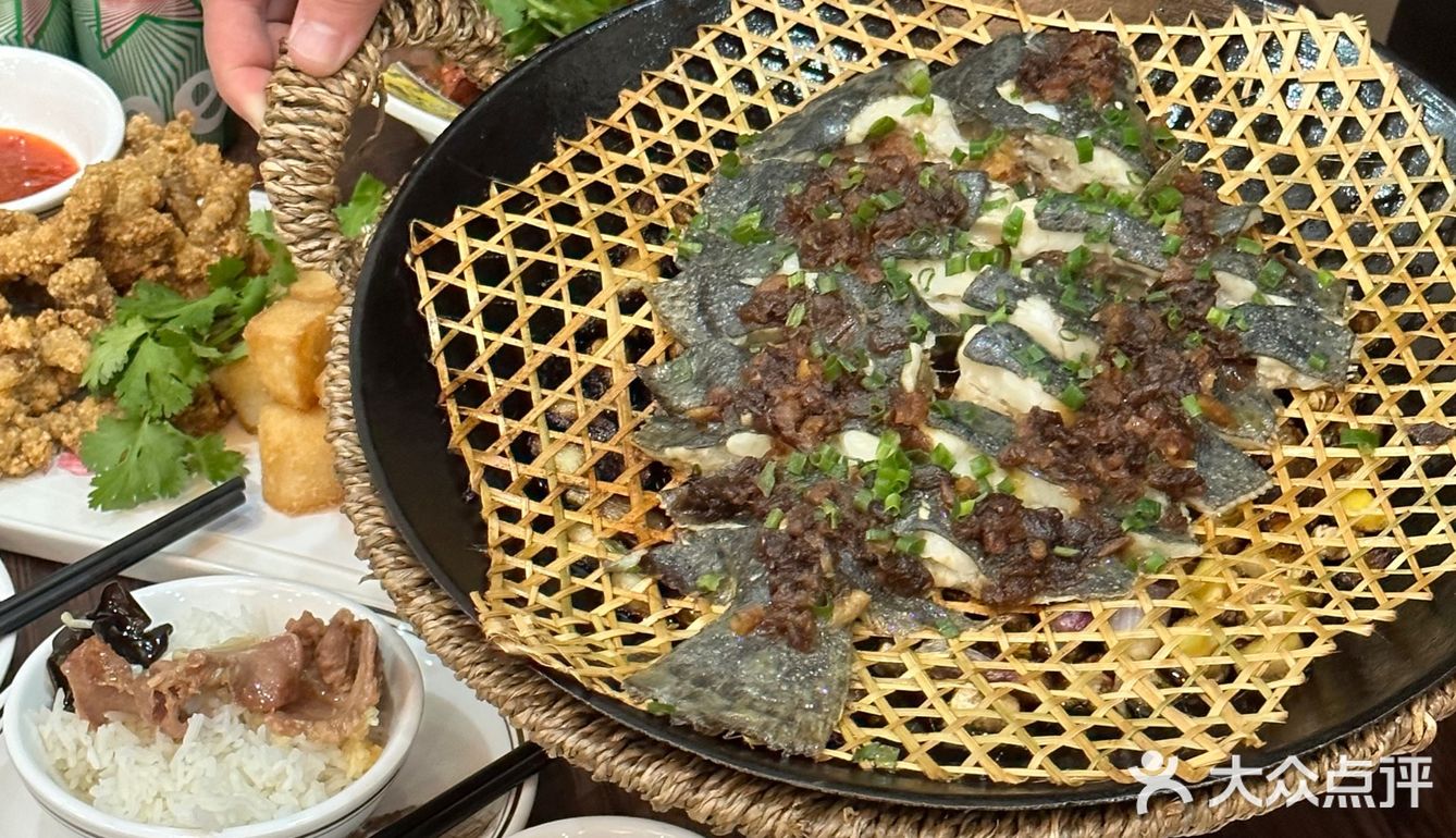 晋江！本地人都推荐的大排档。z