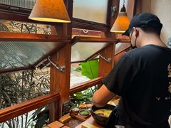 -银米·云南传统过桥米线(双廊黑金冠店)