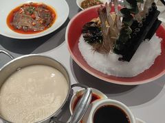 -红鼎豆捞·专注品质海鲜20年(宝丰路店)