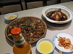 -老码头黑皮肘子锅包肉(赣水路店)