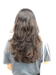 -变画·发型STUDIO