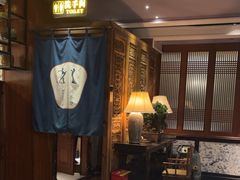 -八府香鸭·啫啫煲(华山路店)