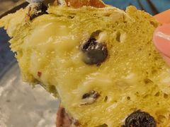 蓝梅杏脯葵花籽羽衣甘蓝法包-PAPER STONE BAKERY(天汇广场店)