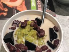 椰汁龟苓膏-椰妹·椰子鸡火锅(三祺广场店)