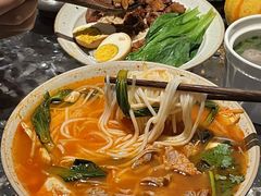 -粉八·云南米线·建水烧烤(常熟路店)